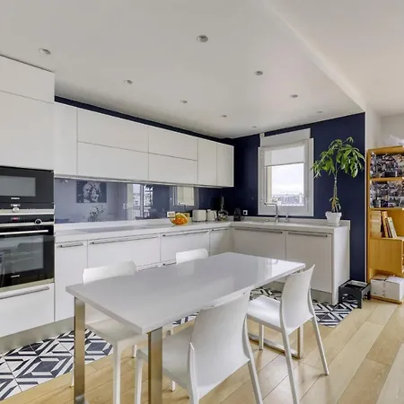 Sublime Flat In The 16th Arrondissement - Welkeys